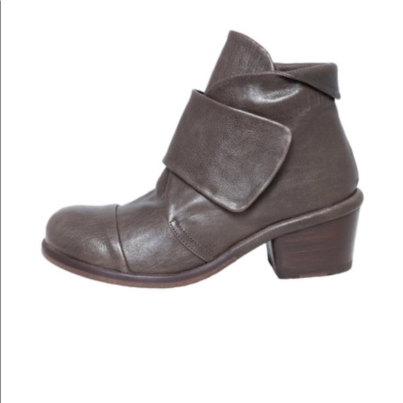 P. Monjo booties - Picture 12 of 15